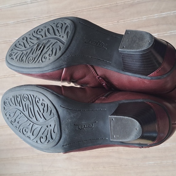 Earth Pegasus Merlot Soft Leather Zipper Slouchy Short Heel Ankle Booties Comfy - Picture 8 of 15